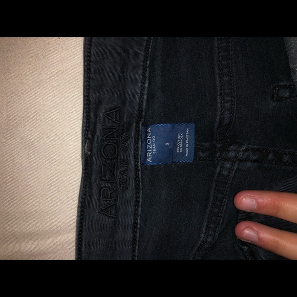 Arizona American eagle shorts, size 3 - Picture 3 of 3